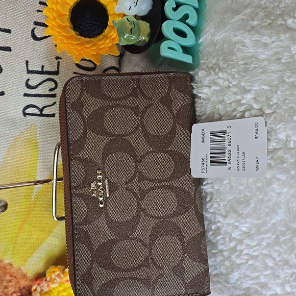 🍍🍍 LOW START Coach Signature PVC Brown Wallet Wristlet NWT - Picture 15 of 16